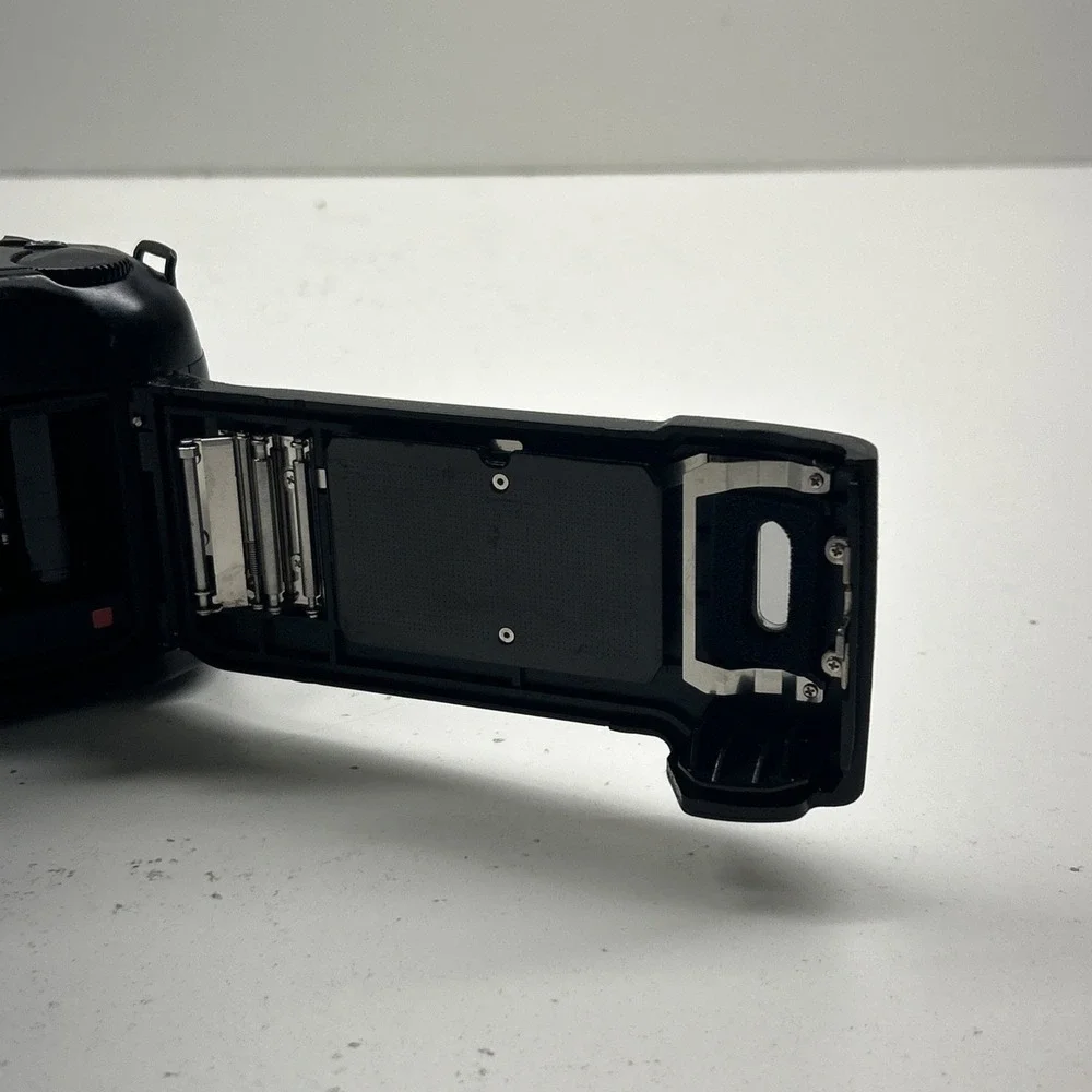 Nikon N90 Camera With Lens - Untested